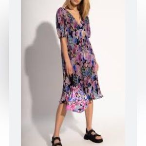NWT Floral GANNI Midi Dress
